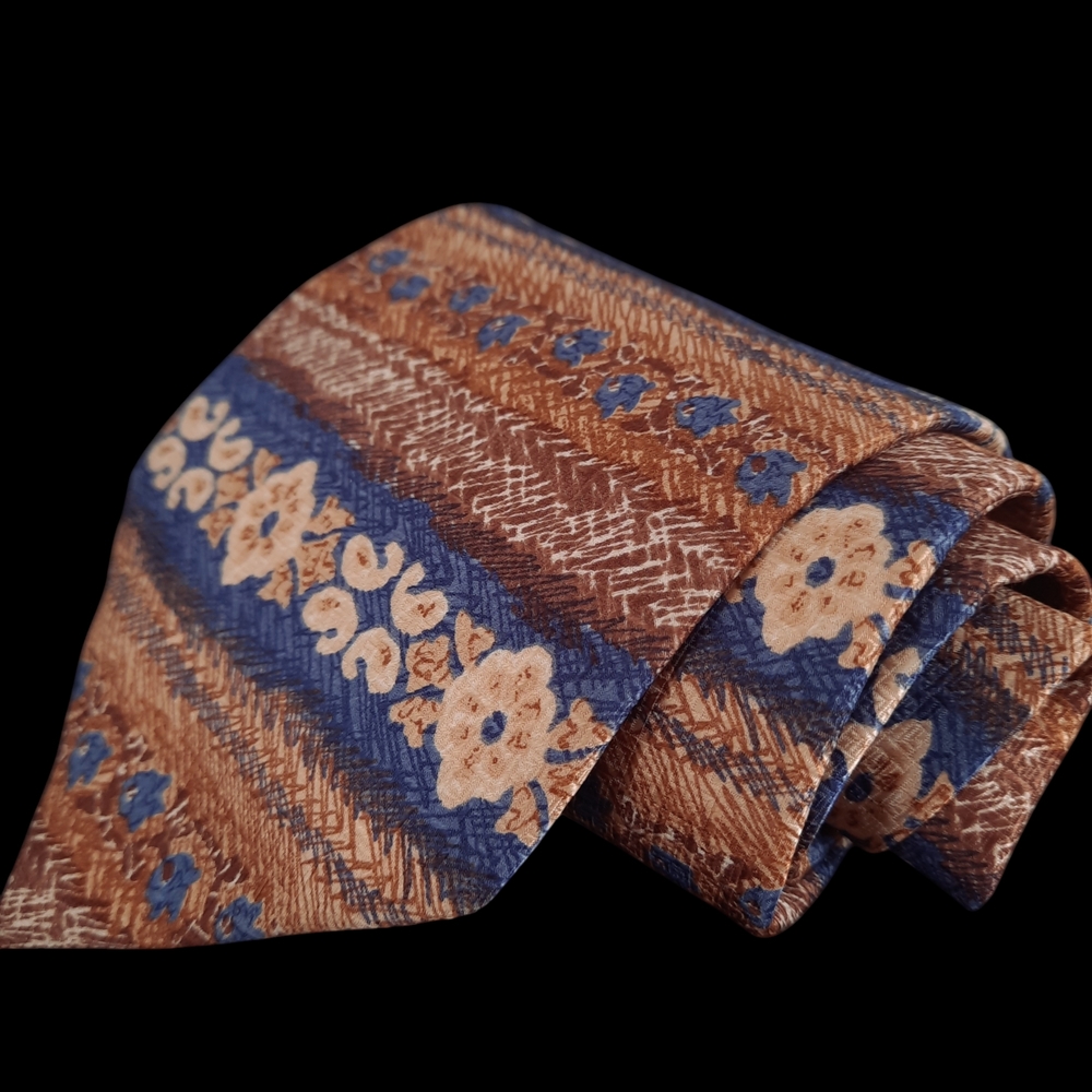 Hugo Boss Brown and Blue Floral Silk Men's Tie Hand Made Italy